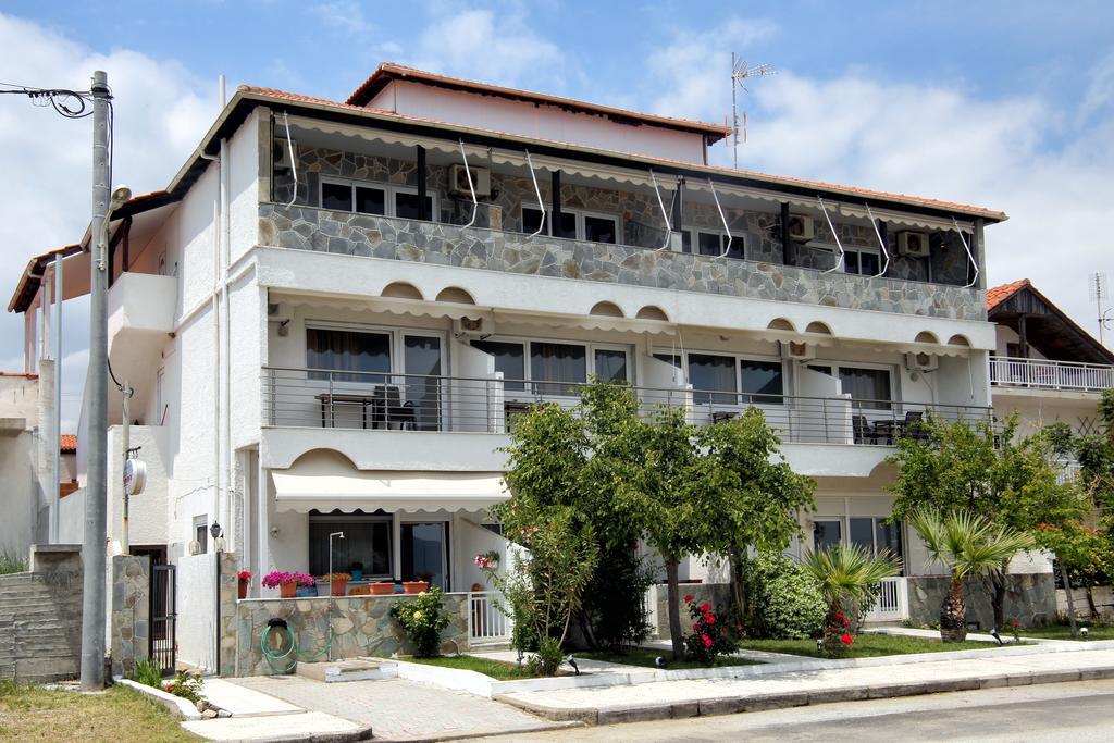Ermioni Apartments Vrasná Esterno foto